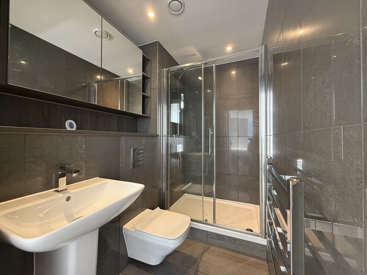 40.02 Deansgate Square — interior view 10
