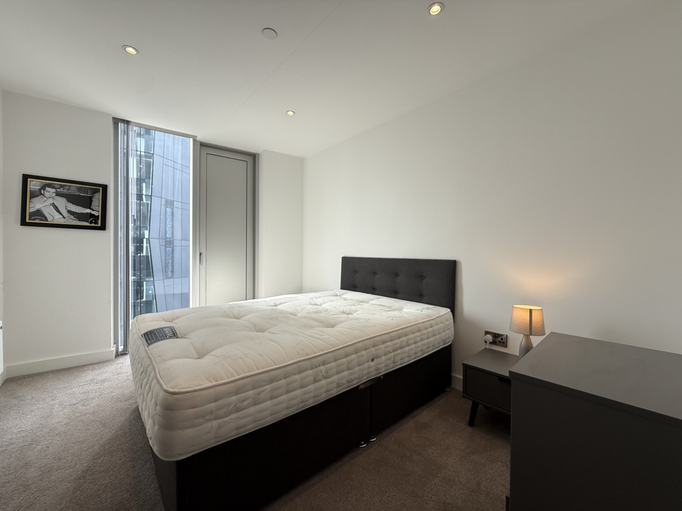 40.02 Deansgate Square — interior view 11